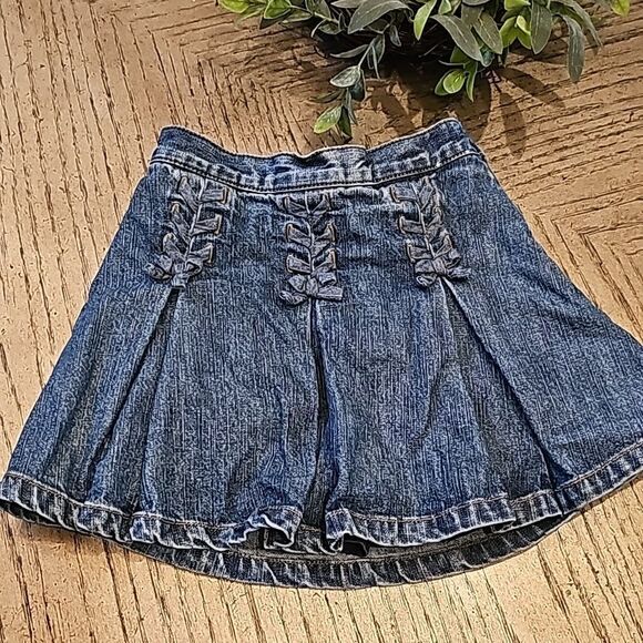 Jean skirt with shorts size 4 Gymboree - Picture 6 of 6